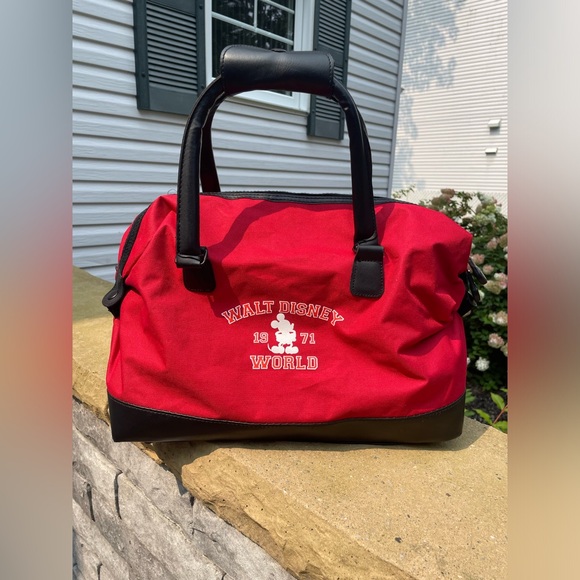 Disney/2 Mickey Suitcase Overnight - Picture 10 of 14